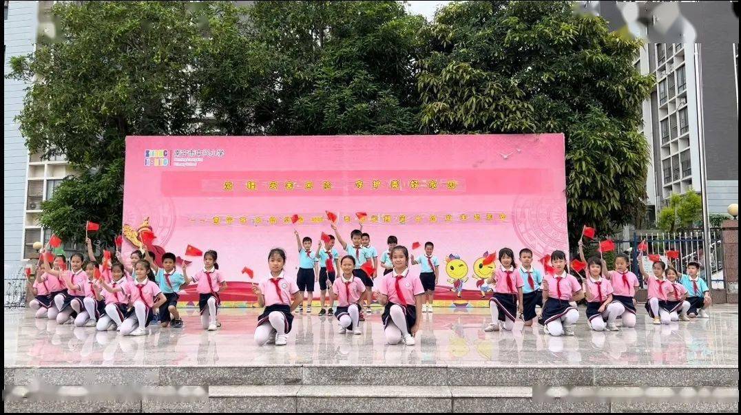 �ǻ�Ц������ ӵ���������������������Сѧ2022�괺�� ...