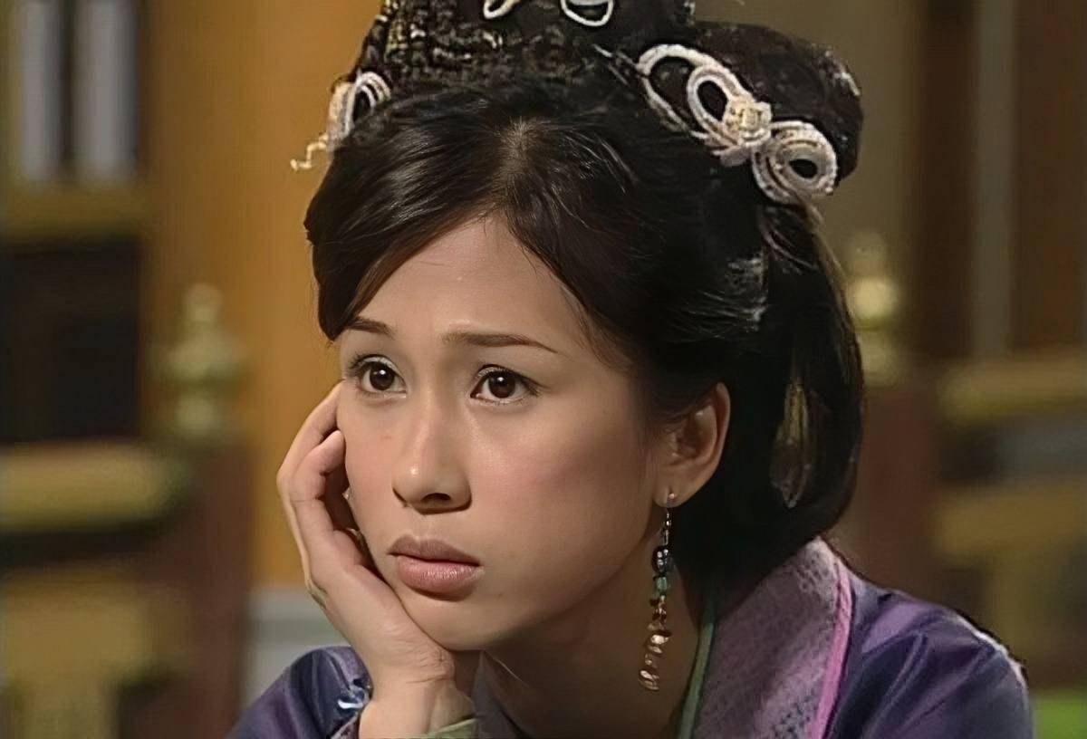 转型做电台主播,依旧甜美冻龄_文颂娴_荧幕_鲍起静