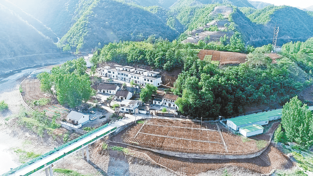 二郎庙村：山水惹人醉 美景扑面来