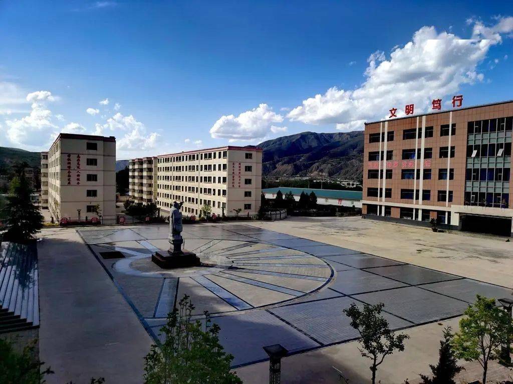 组图武山三中师生笔下的十有