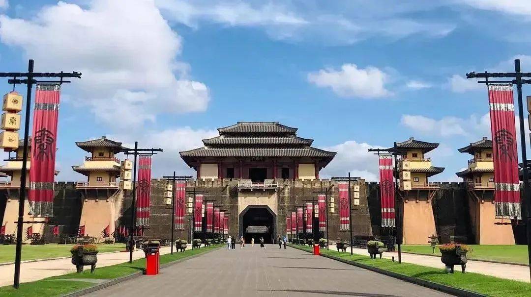 仪式_横店_雏鹰