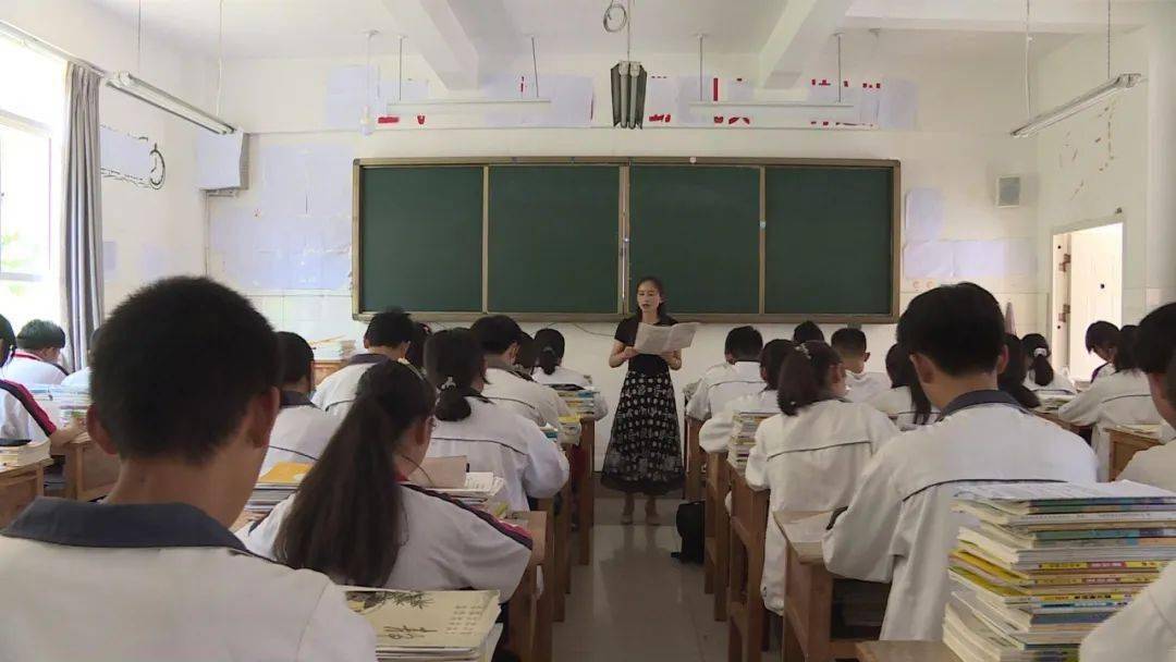 弥城中学初三教师 杨淑婷:全面了解学生情况,分层辅导,并结合各自的