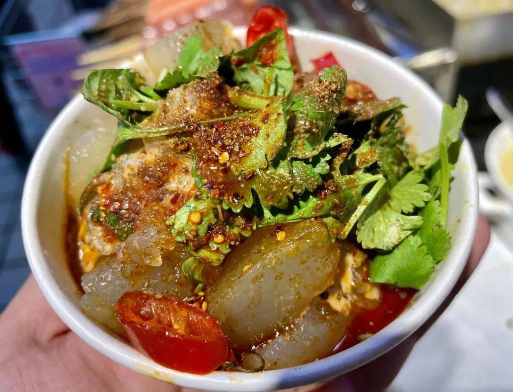 秦皇岛这个地方汇集了全国各地小吃,一周想去八次_焖子_鱿鱼_调料