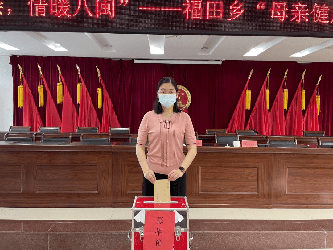 在乡党委书记蔡雅娟同志和广大党员带头下,乡,村两