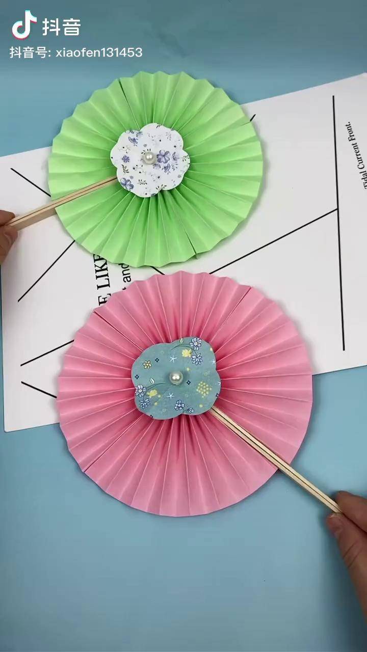 二根冰棒棍子做扇子,太好看了吧!