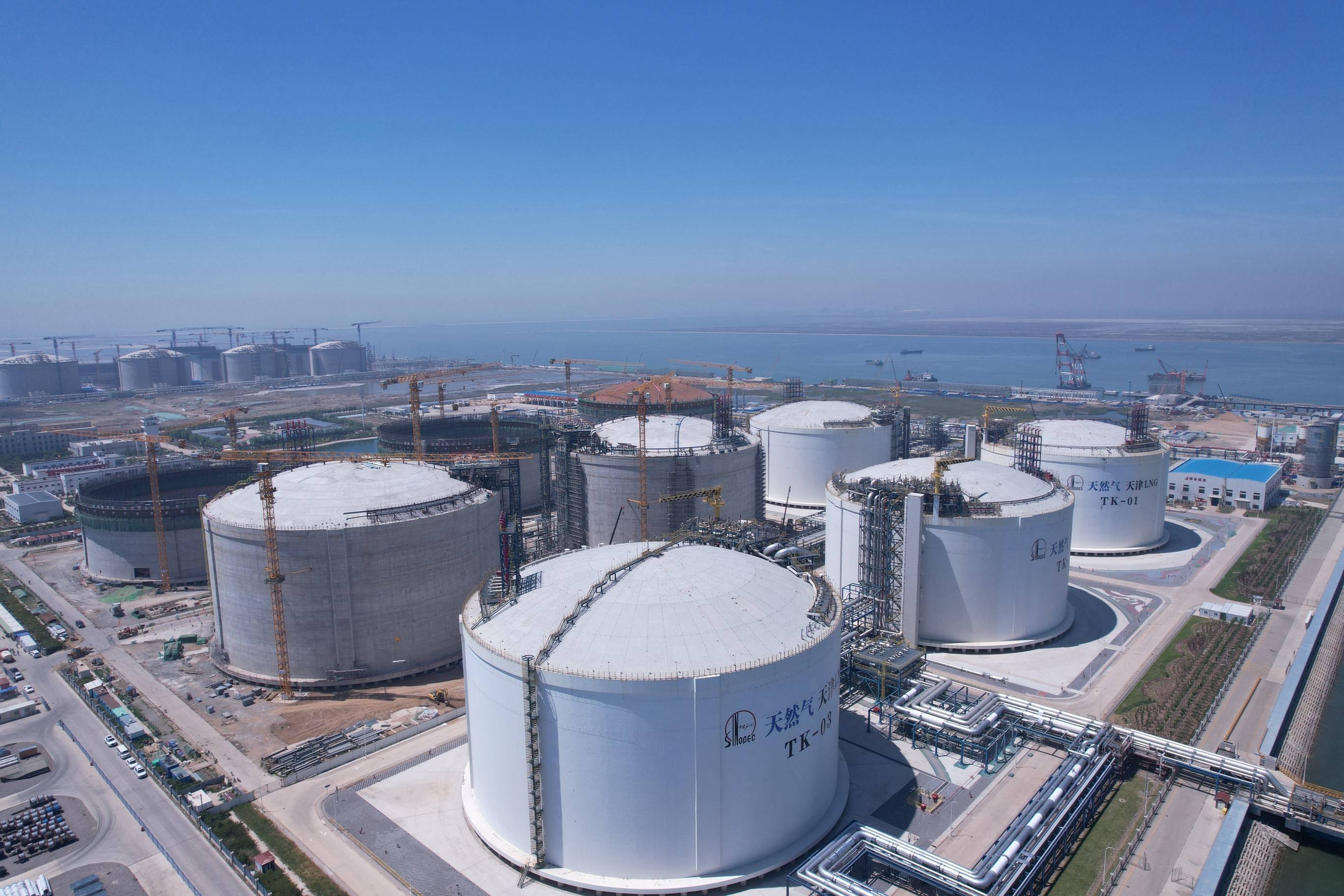 7储罐完成气顶升中石化天津lng二期预计明年供暖季前投用