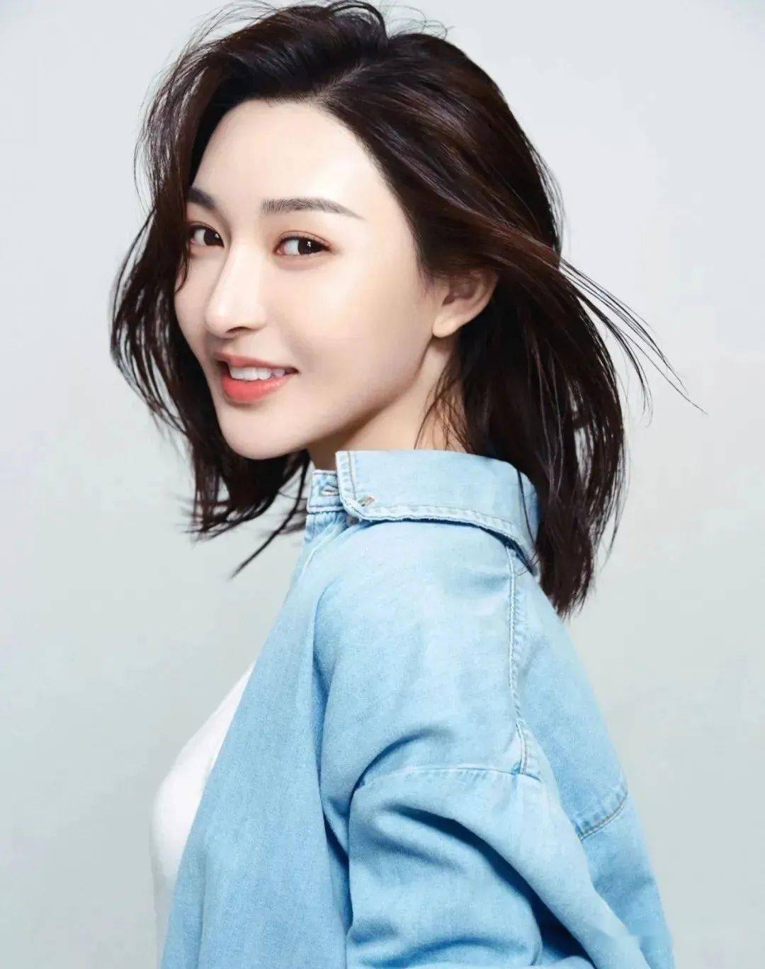 "漂亮姐姐短发"._发型_中国_形象