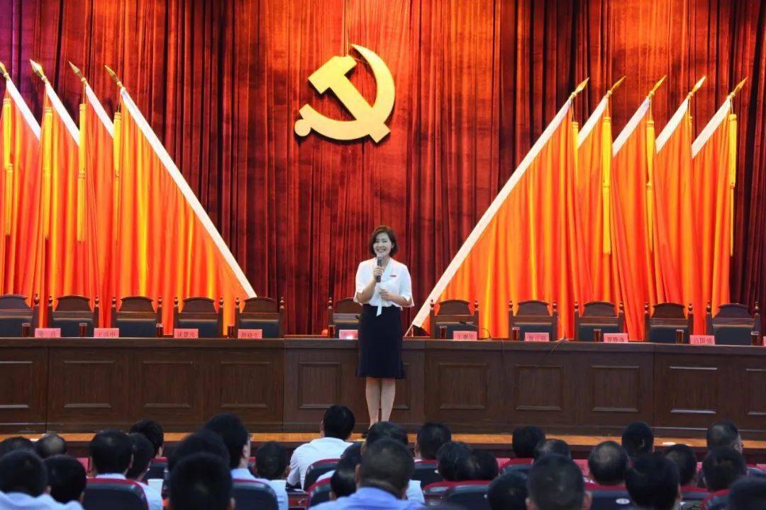 徐文静声入人心的文静老师2022江苏教师年度人物推选