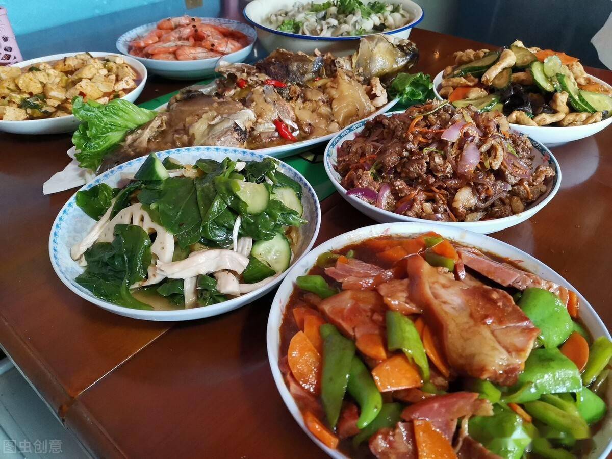 端午家宴按照传统习俗餐桌6宝一样不能少寓意平安吉祥