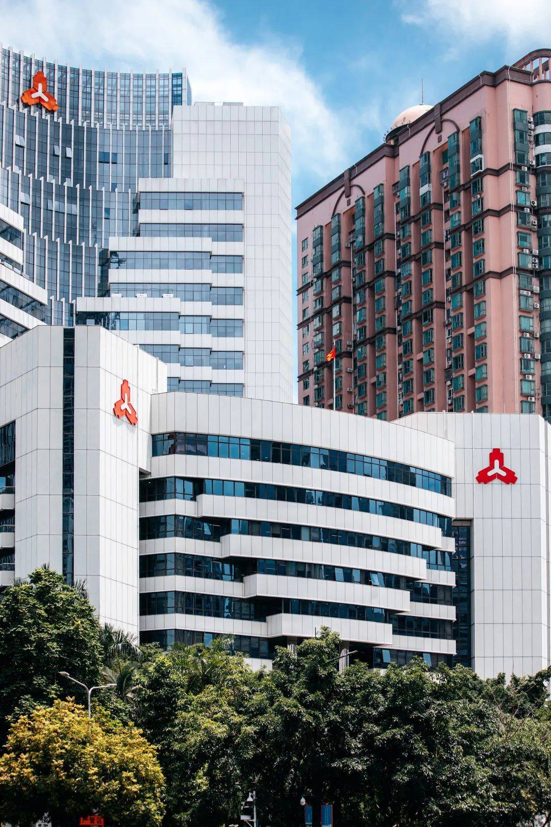 76平安银行,中国人民银行,中国工商银行……桂园街道位于红岭新兴