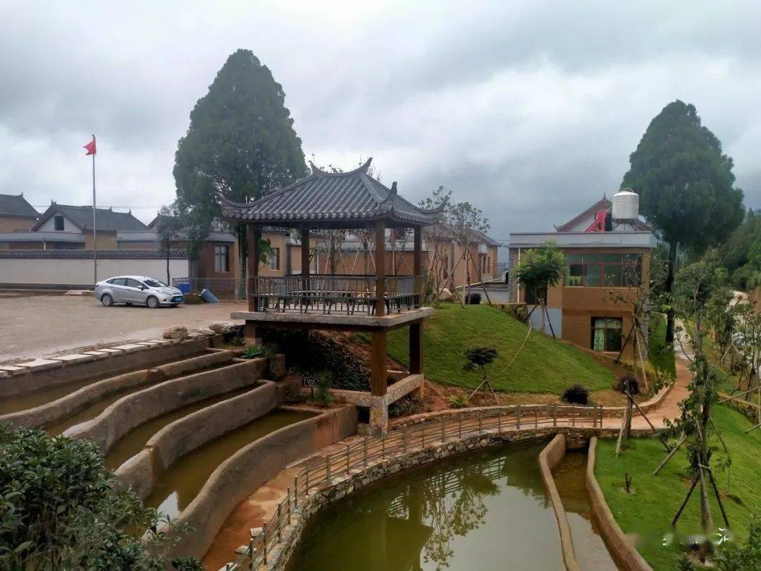 近年来,红河县宝华镇牵住乡村振兴牛鼻子,以美丽乡村建设为基础,高