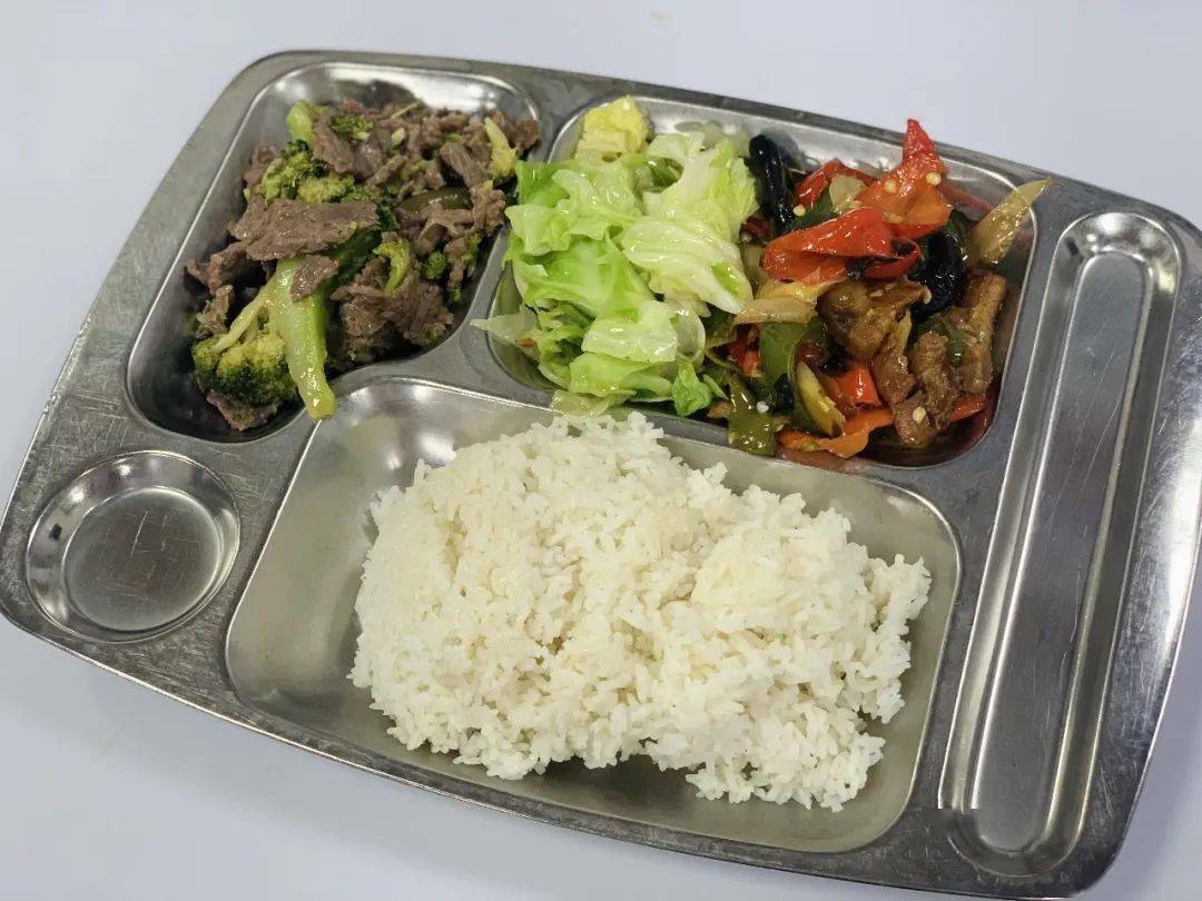 高考倒计时2天,平冈中学为高三学子花式打call!