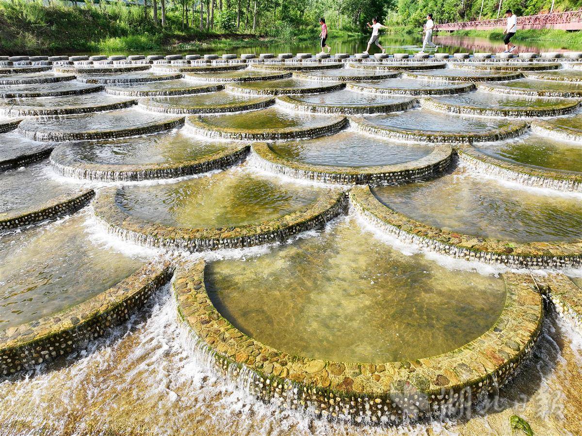 房县314条河流水质提档升级_水资源_孱孱_河化