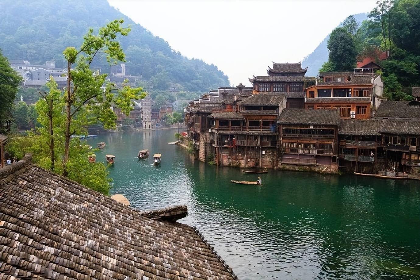 湘西凤凰古城梦中的边城感受小桥流水人家的惬意67676767