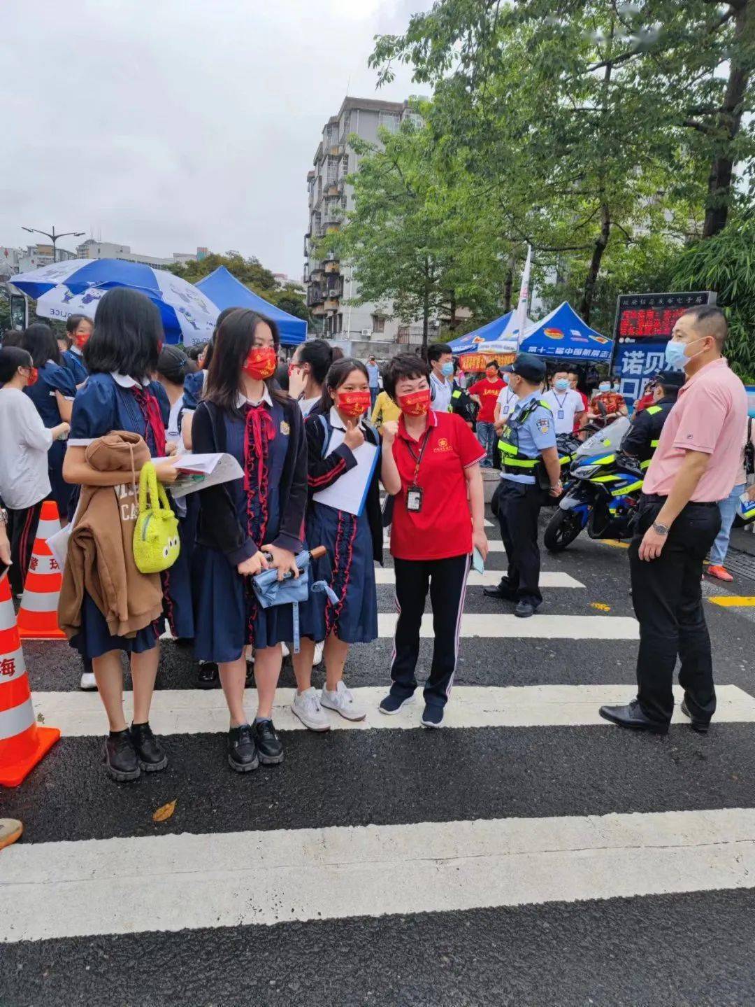 珠海市香樟中学校服图片