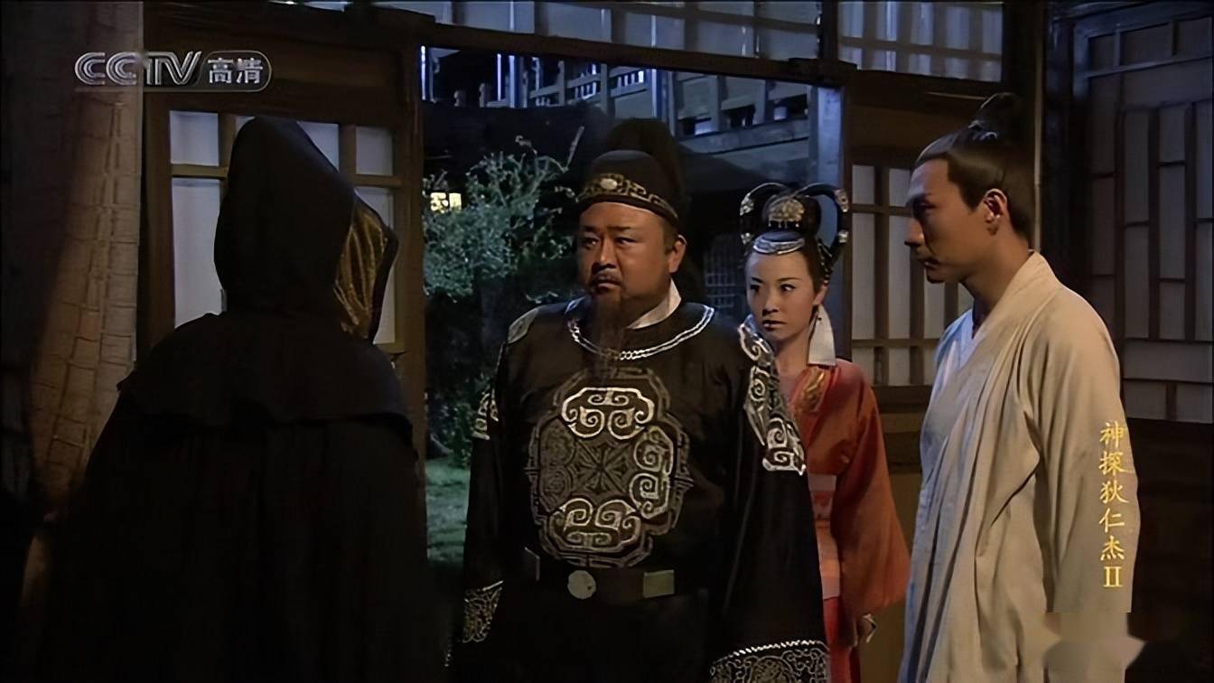 开始,便愈发对离奇的案件感兴趣,从《神探狄仁杰》到《大宋提刑官》