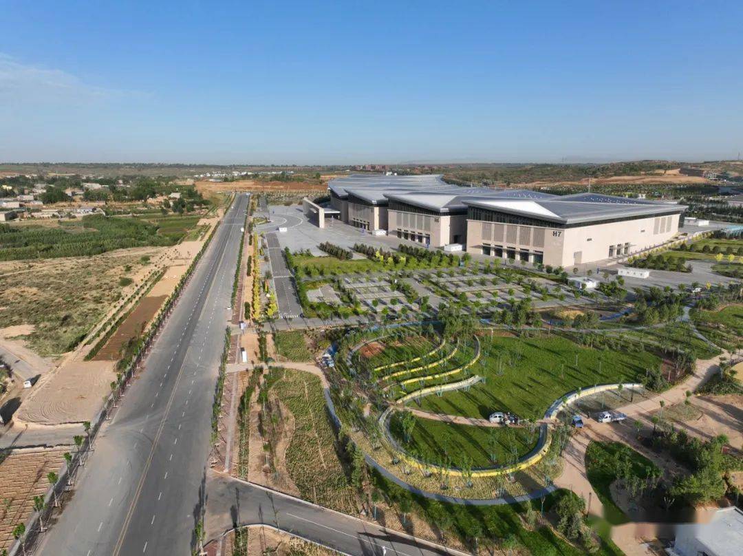 沙漠里城市-科创新城体育中心_榆林市_会展_新城