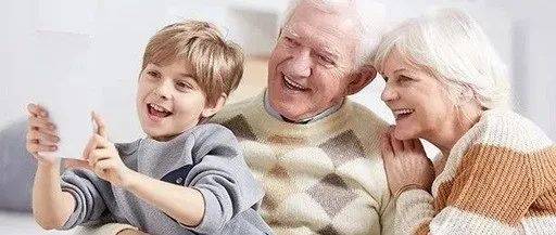 爷爷、奶奶叫 grandpa, grandma,那外公、外婆叫什么?_the_祖父母_to