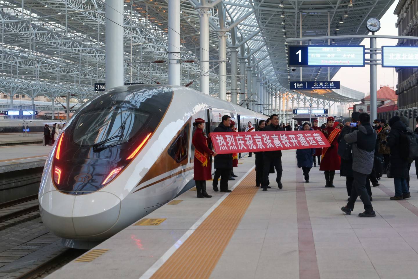 中国建设交通强国这十年:“人享其行、物畅其流”初步实现_事故_重点_徐成