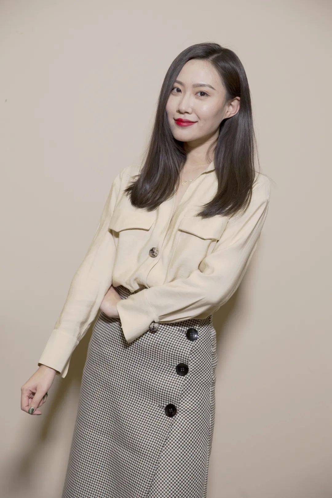 主播小宇宙丨佳琦我的解说生涯从40页手写资料开始