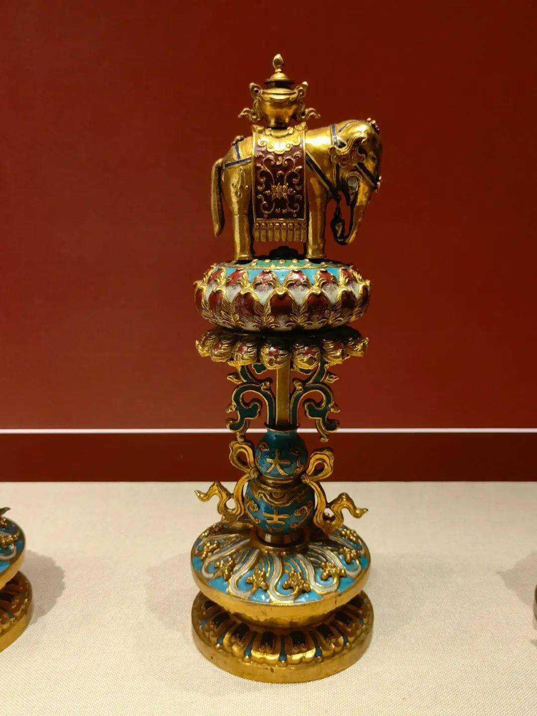 避暑山庄外八庙皇家文物特展94件皇家文物在广州博物馆展出