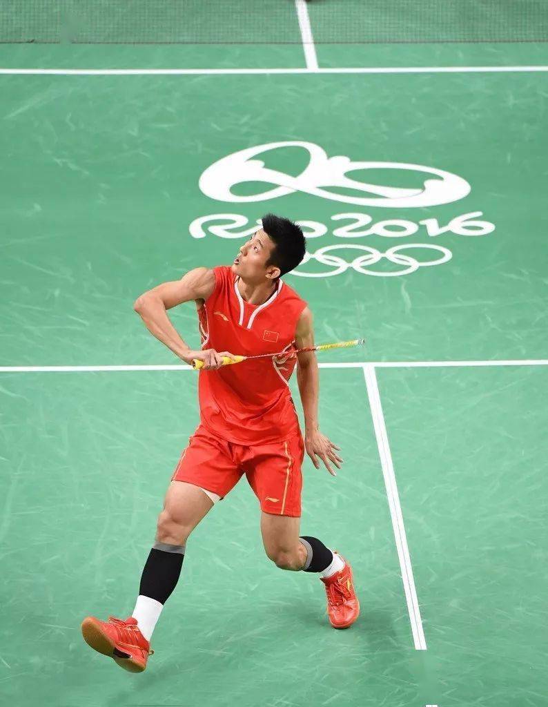 羽毛球_位置_高远球