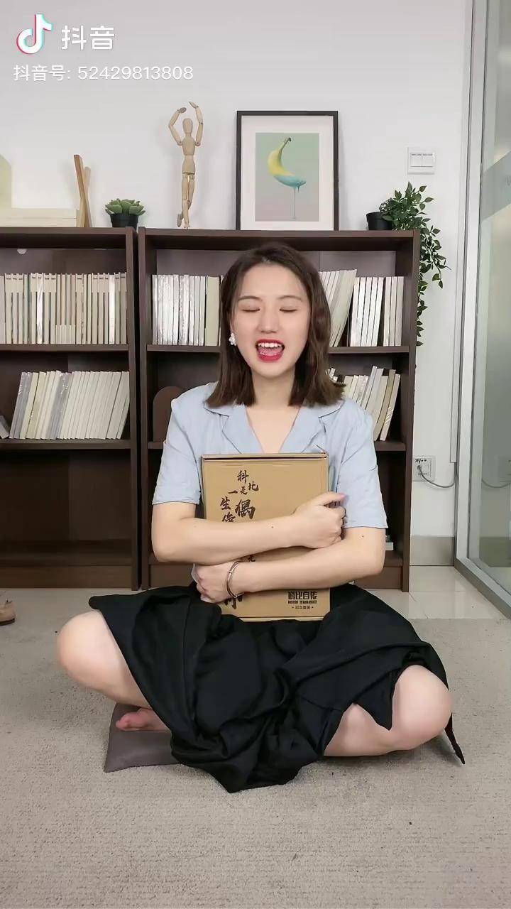 官方wei一认证的科比自传抖音热门开箱视频好书推荐曼巴精神