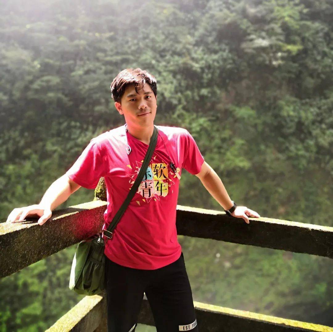 张越计算机与软件学院2018级软件工程张越同学,软件工程18206班团支书