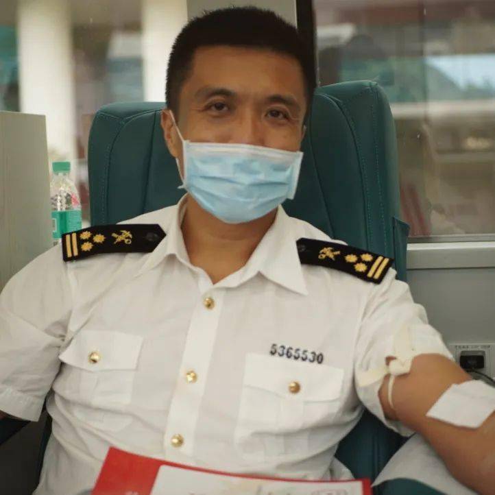 梅林海关先锋志愿队献血活动发车啦_同志_冯海_献血者