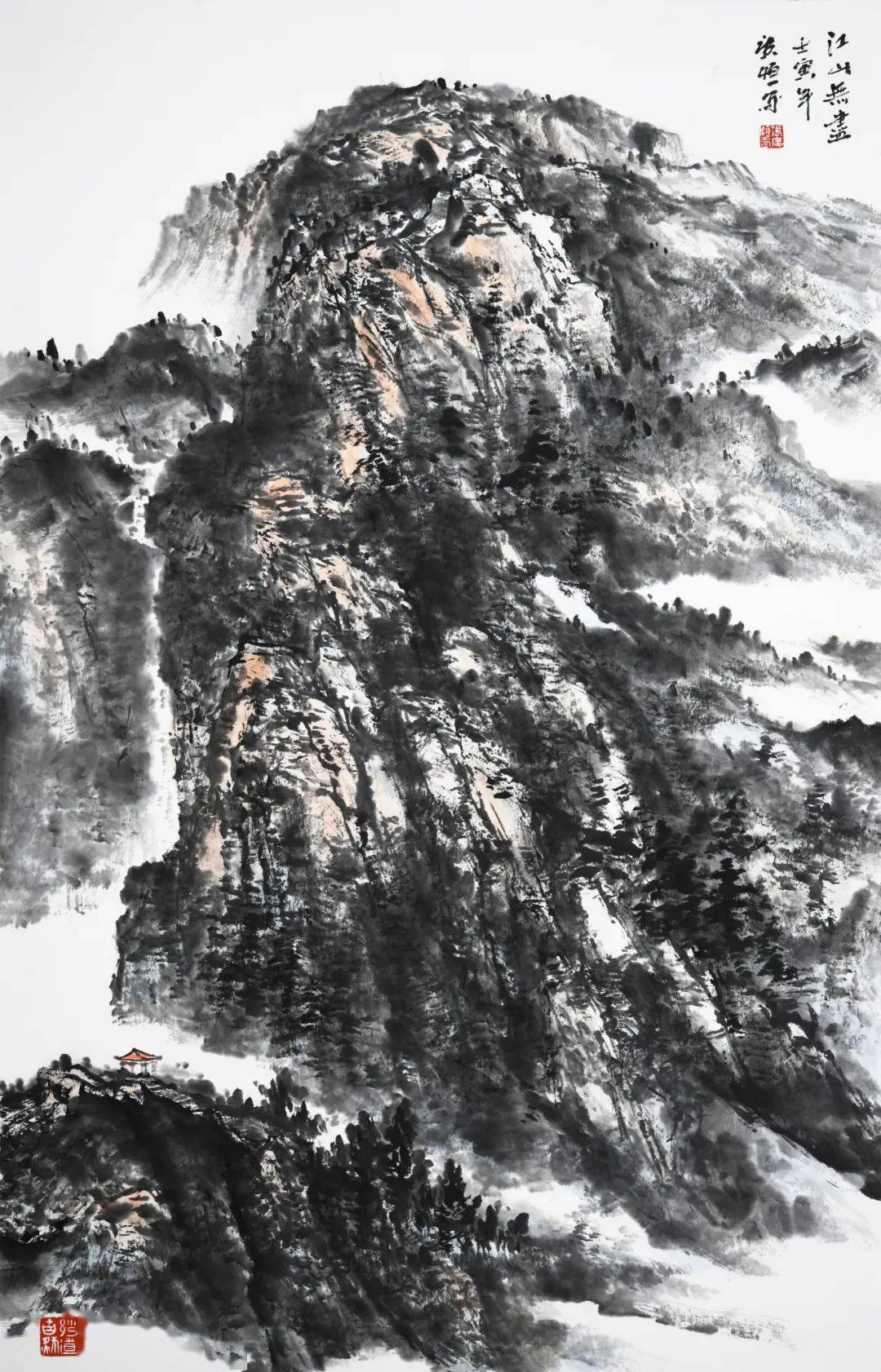 中国艺术馆签约艺术家,山东和平友好书画院副秘书长,山东当代书画院