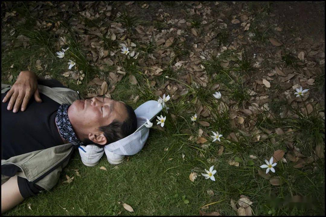 大师视觉摄影时空的采访者马格南摄影师brunobarbey