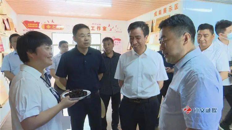6月15日,市委副书记赵晓宁在镇安县调研巩固拓展脱贫攻坚成果同乡村
