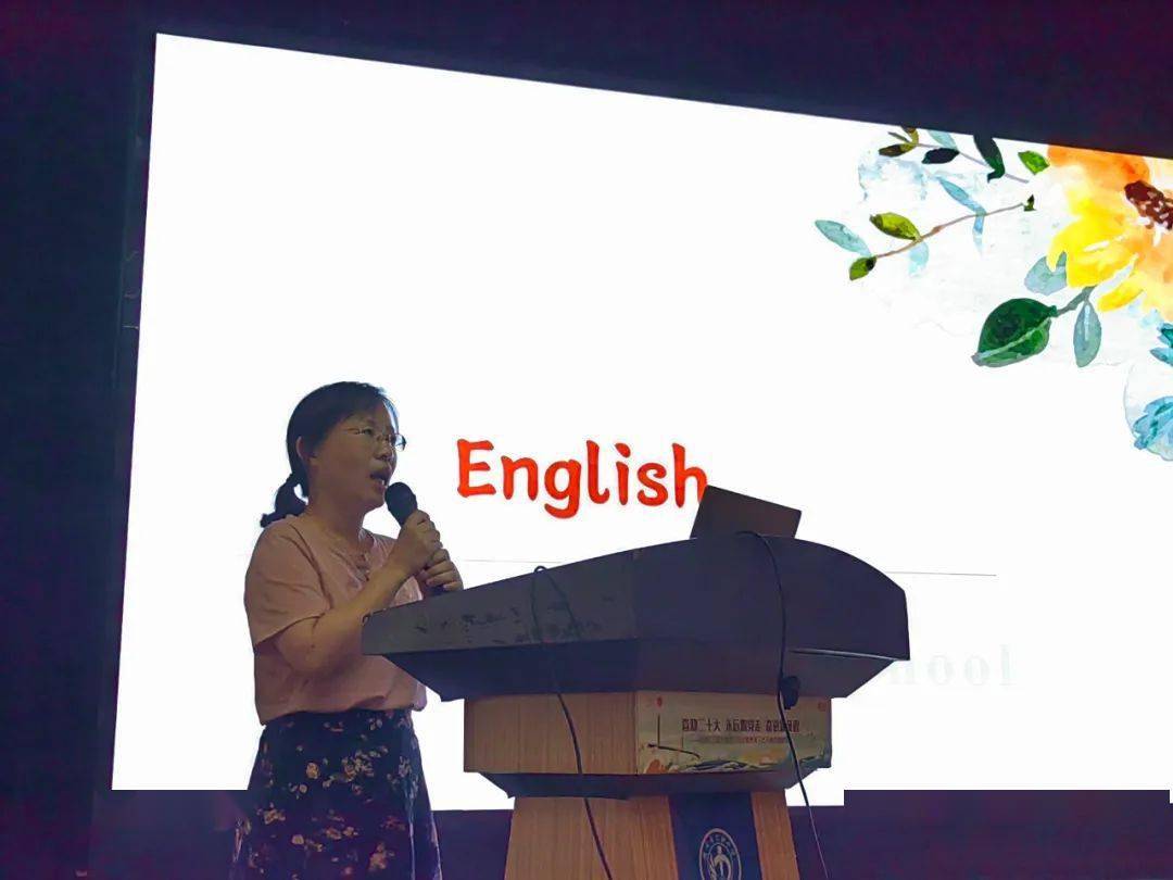 中考加油科任老师送锦囊让雄心和智慧在六月闪光