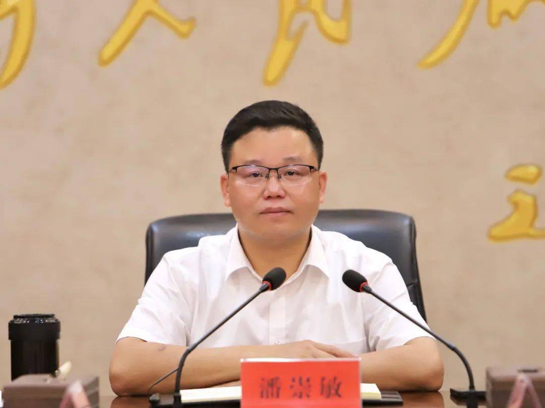 区委常委,副区长卢超