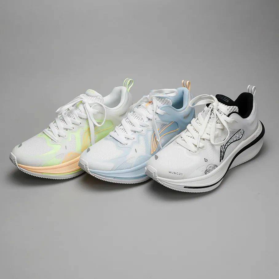 多种配色满足穿搭喜好,运动休闲两不误小 结李宁吾适5s 2.