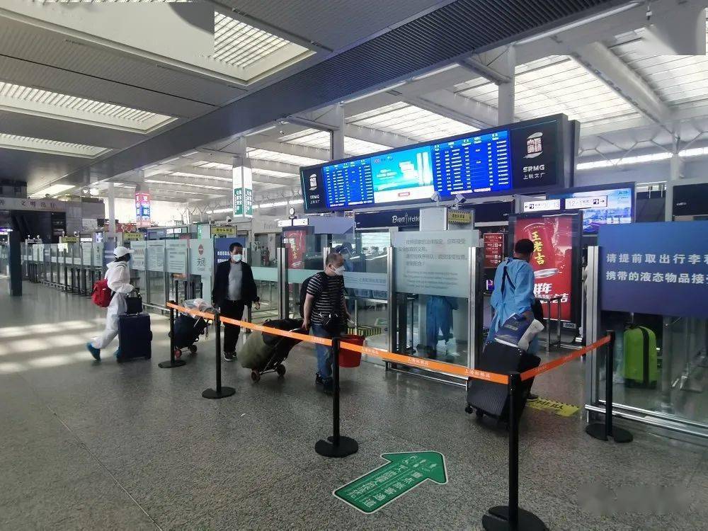 原上海虹桥站至合肥南站g7140次列车,调整运行区段为上海站至合肥南站