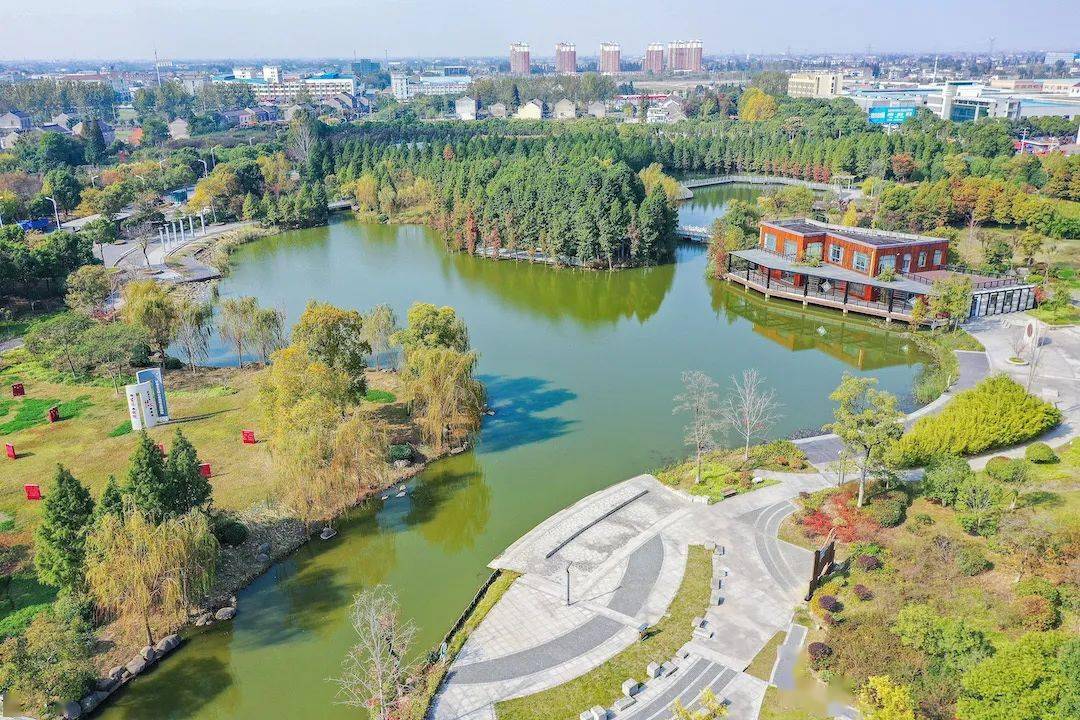 纳凉,到有故事的靖江戏鱼墩公园!