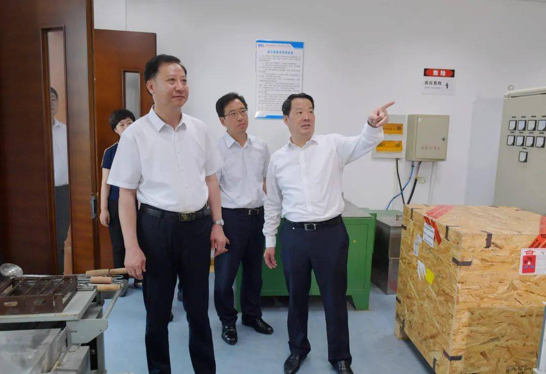 秦皇岛市代表团来蚌考察交流