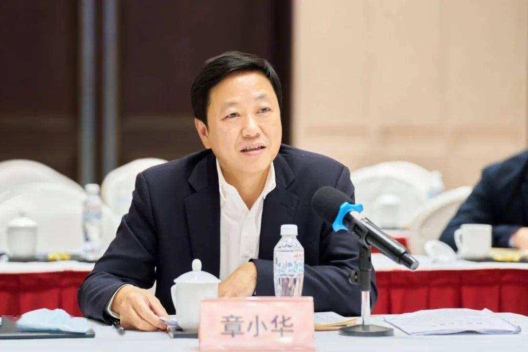 兰溪富豪章小华艰苦创业打造水泥生产龙头企业身家100亿