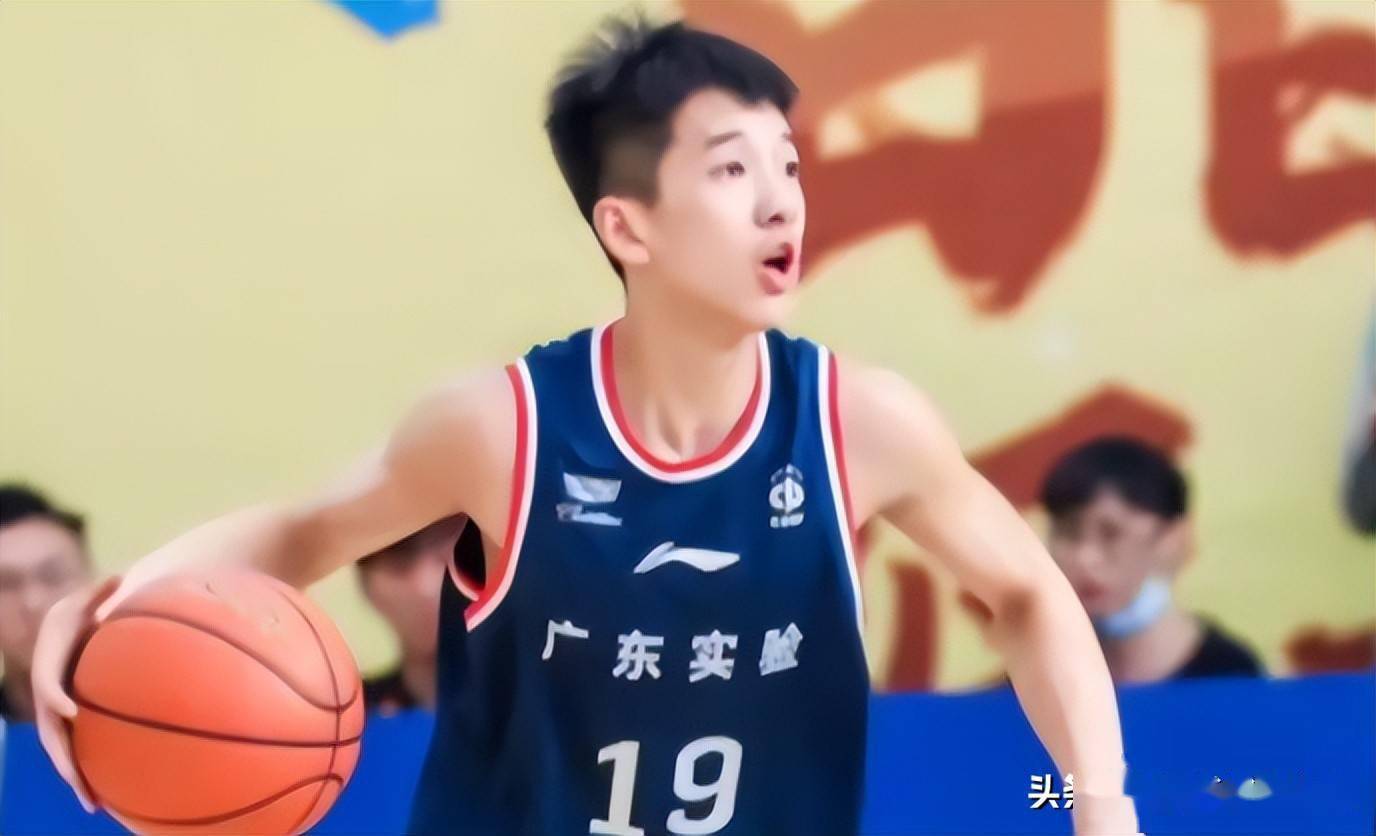 广东超新星杨溢专访以徐杰为目标并渴望超越2点提升存1隐患
