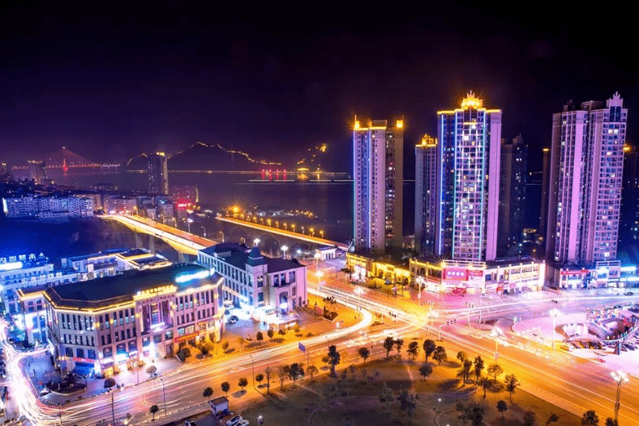 一大批人即将离开丰都从此以后