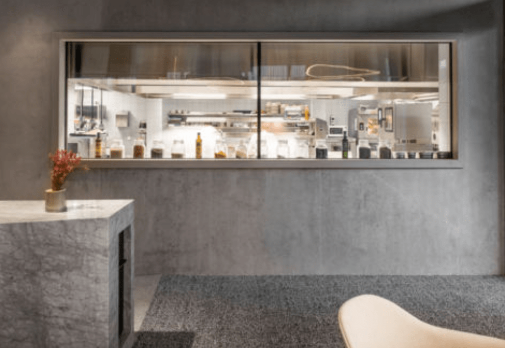 ��������ʿ���Ƶ꣬����BIG����ƣ��ݻ��Ƶ��һ������