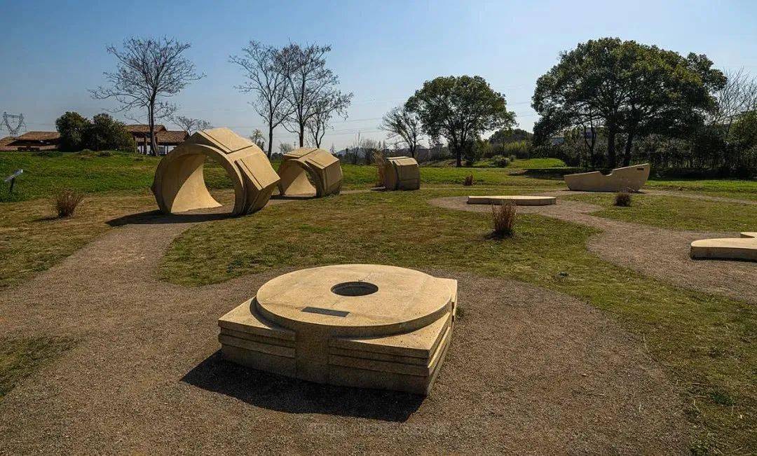 城市街容微改造④景观小品扮靓新风景