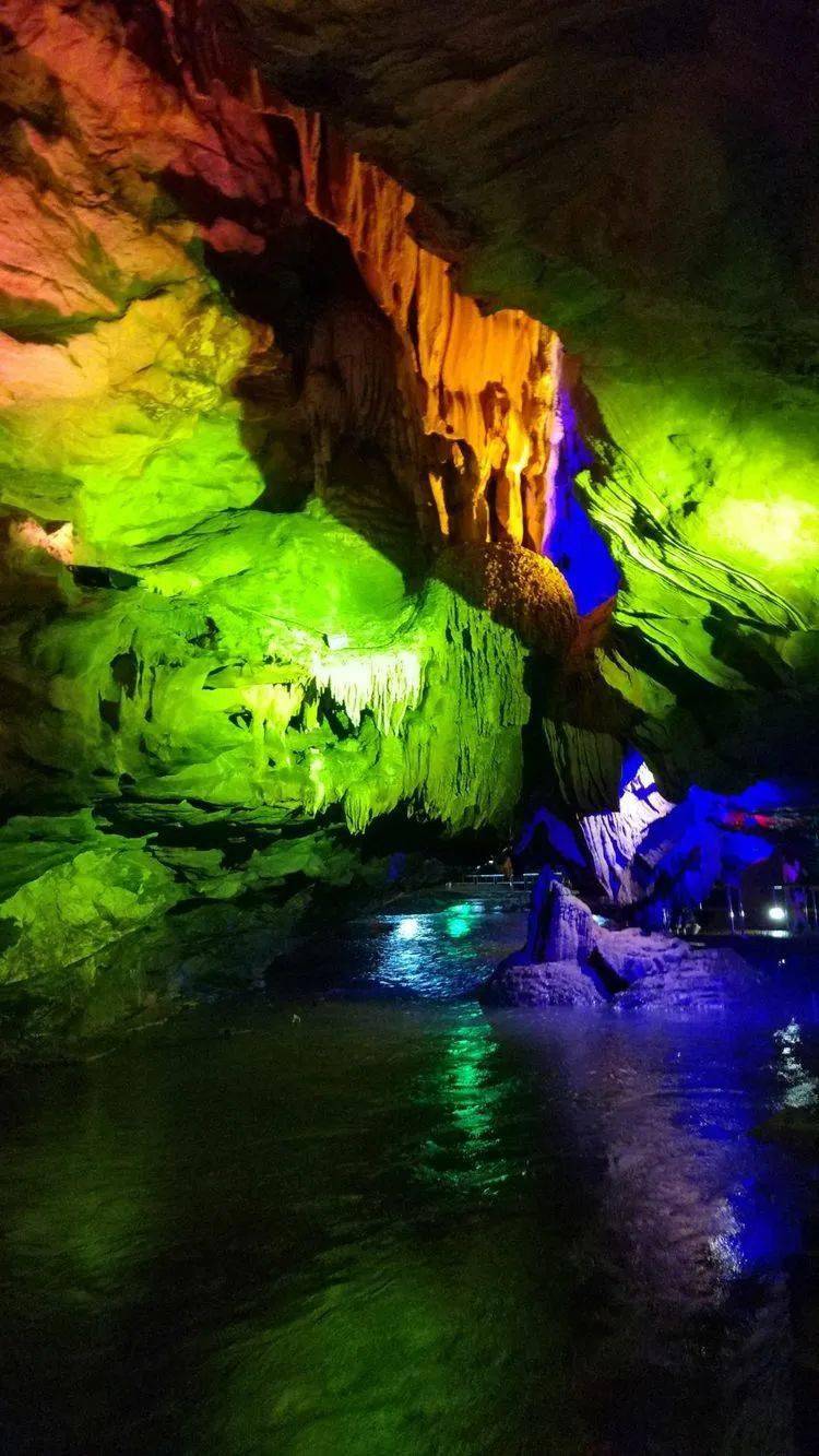 竹山洞重游_游客_游步道_景区