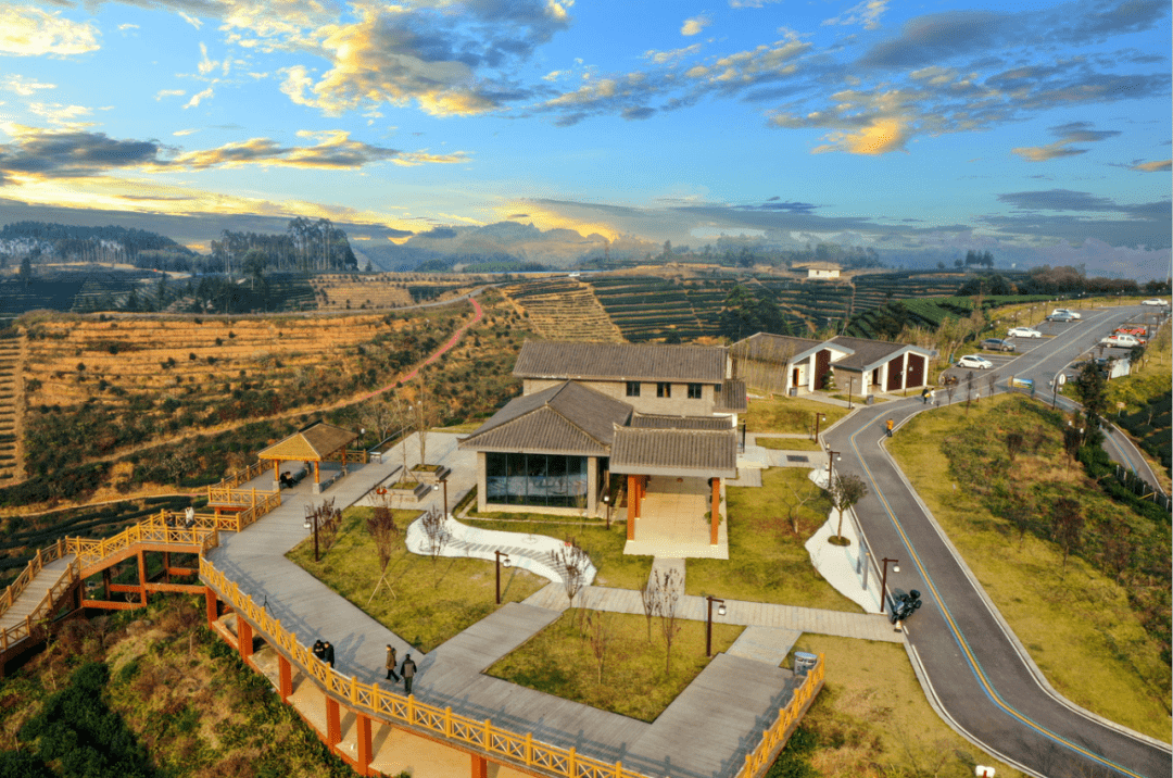 峨眉山市符溪镇入选省级百强