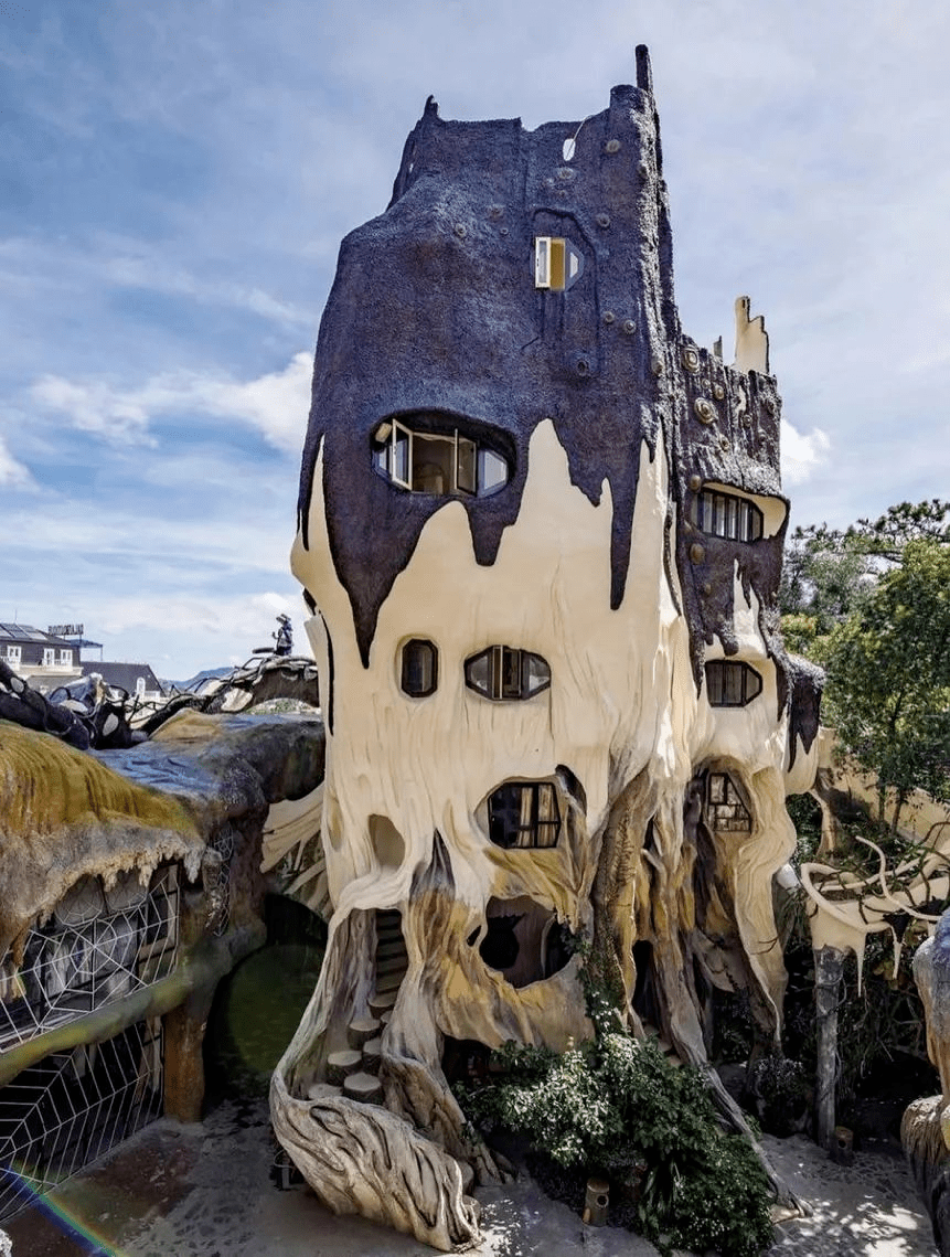 2022"全球奇葩建筑"榜单出炉!网友:救救,我的眼睛._房子_审美_感觉