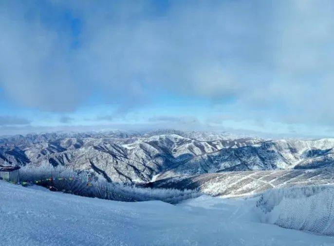 张家口大境门雪景图片