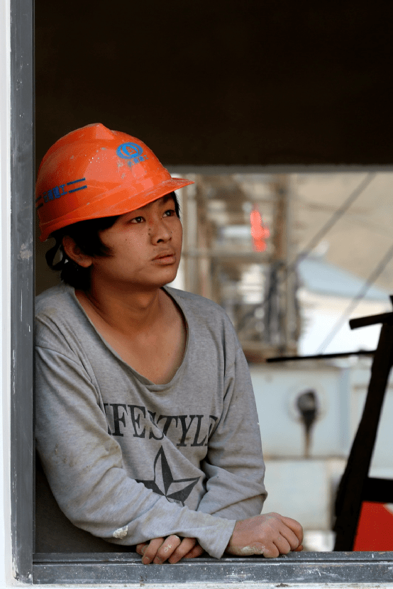 朱提影像(一零零)| 鲁甸:致敬建设工地上的劳动者_工人_发展_人们