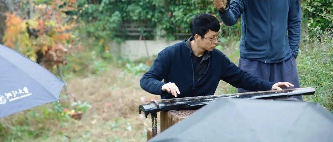 独自走过一条上下求索的路_写作_杨岚_沈书枝