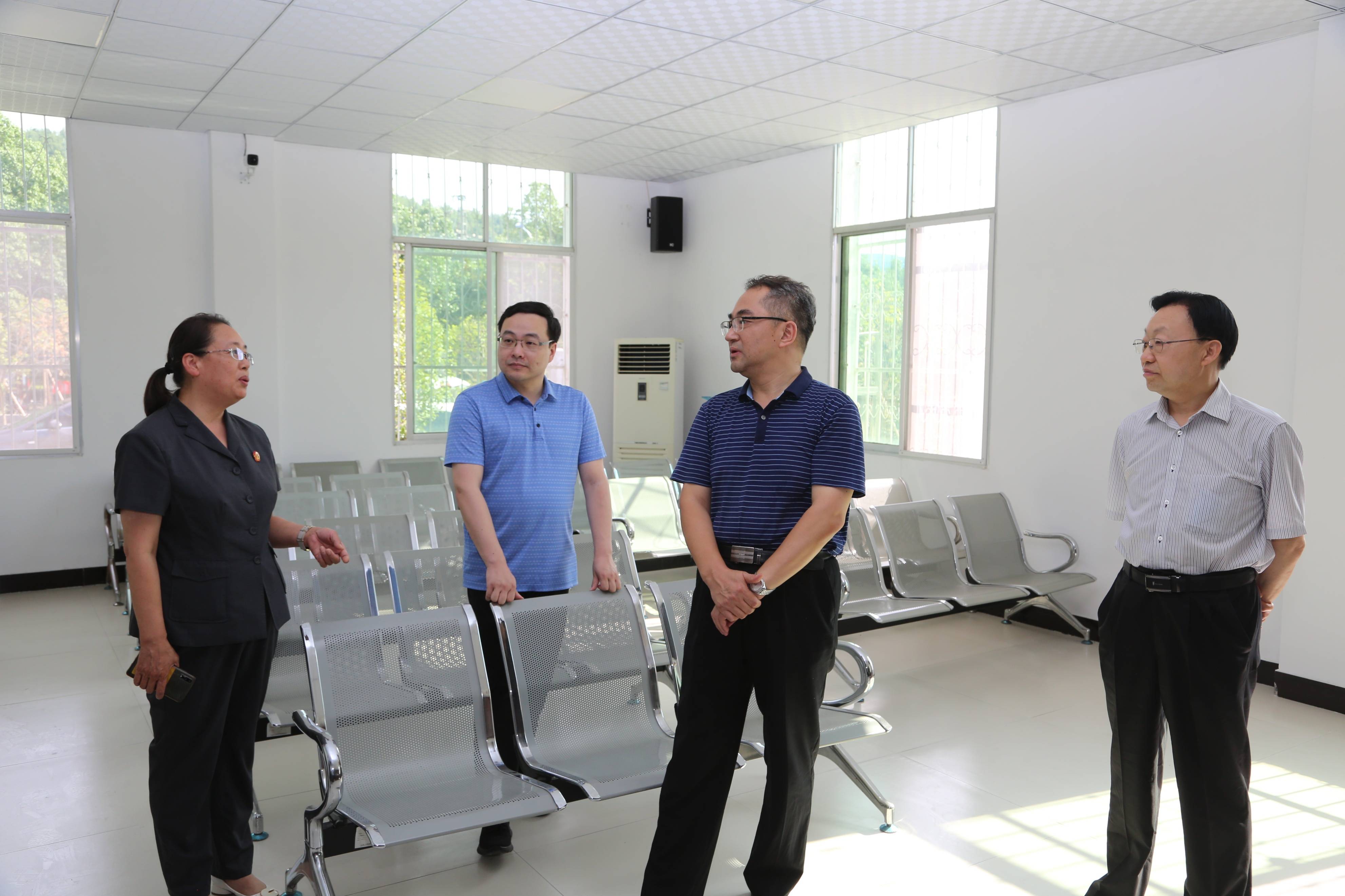 南阳中院党组书记,院长秦德平,省高院环资庭副庭长别志定,研究室副